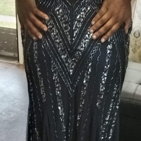 Jump Juniors' Beaded Sequin-Embellished Gown - Picture 2 of 4